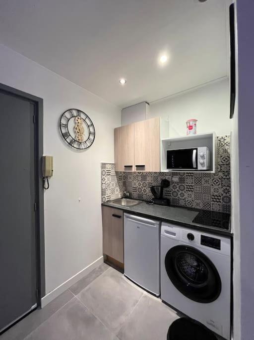 Luxury Dreams Balneo Apartment Le Cannet Exterior photo